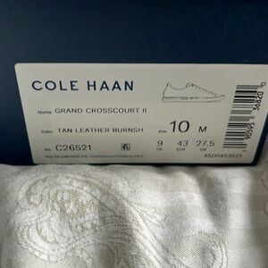 Brand new never worn men’s sneaker